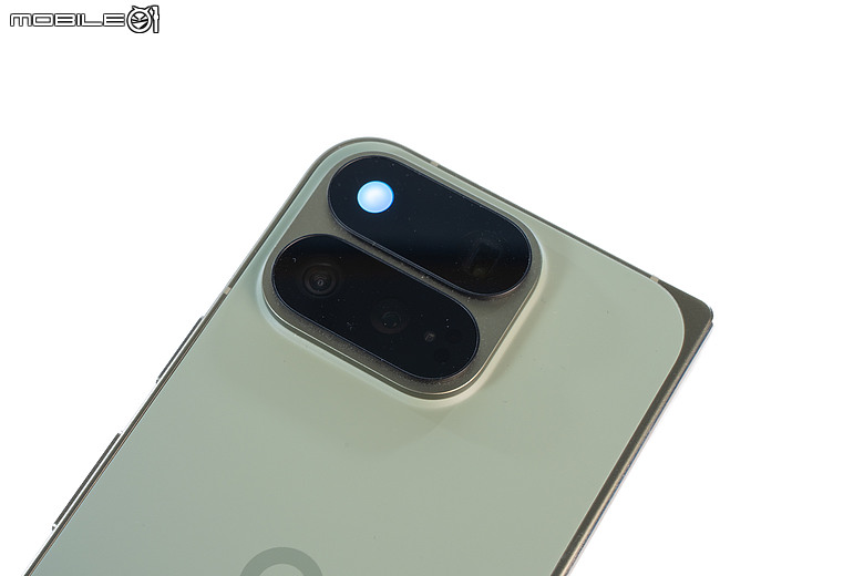 Google Pixel 11 Pro Fold 體驗｜機身減輕、多工更靈活！
