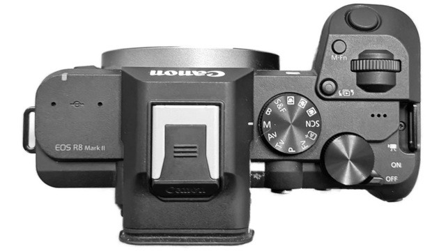 EOS R8 Mark II 實機照片流出