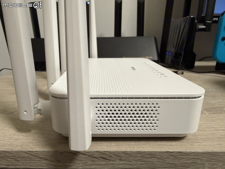 D-Link C36 BE3600 Wi-Fi 7 無線路由器開箱分享