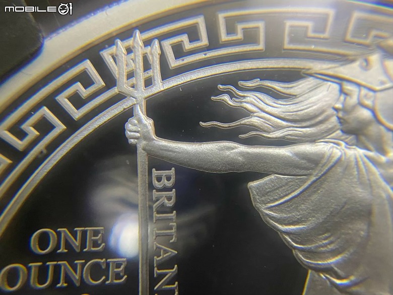 點我看大圖 【分享開箱】2018 Great Britain Royal Mint Britannia Oriental Border 1 oz Proof Gold Coin PF70UC & Silver Coin PF70UC FDI 英國皇家鑄幣廠不列顛女神東方邊境一盎司精鑄金銀幣