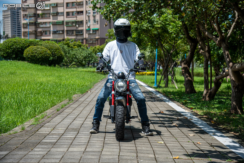 點我看大圖 Honda Monkey 125 ABS 試駕|星期三猴子去爬山!