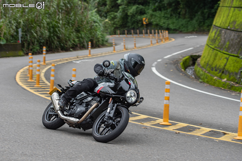 Triumph Thruxton 400試駕報告｜回到夢開始的地方