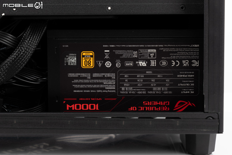 ROG G1000 電競桌機開箱 以獨特 AniMe Holo 投影燈效搭配優秀散熱設計的旗艦 PC