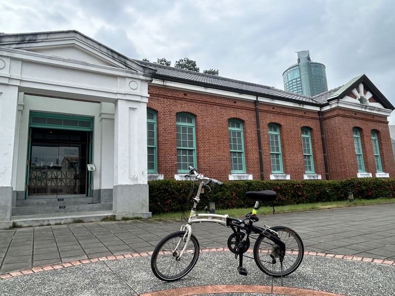 懷 念 台 南 車 站 府 城 半 日 騎 遊