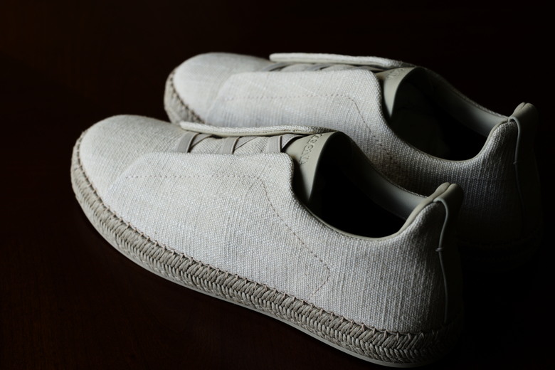 點我看大圖 懶人鞋:Zegna Triple Stitch vs. Berluti Fast Track Slip On