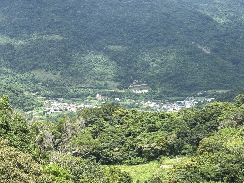 盡 享 台 東 山 海 美 景 - 多 金 縱 走
