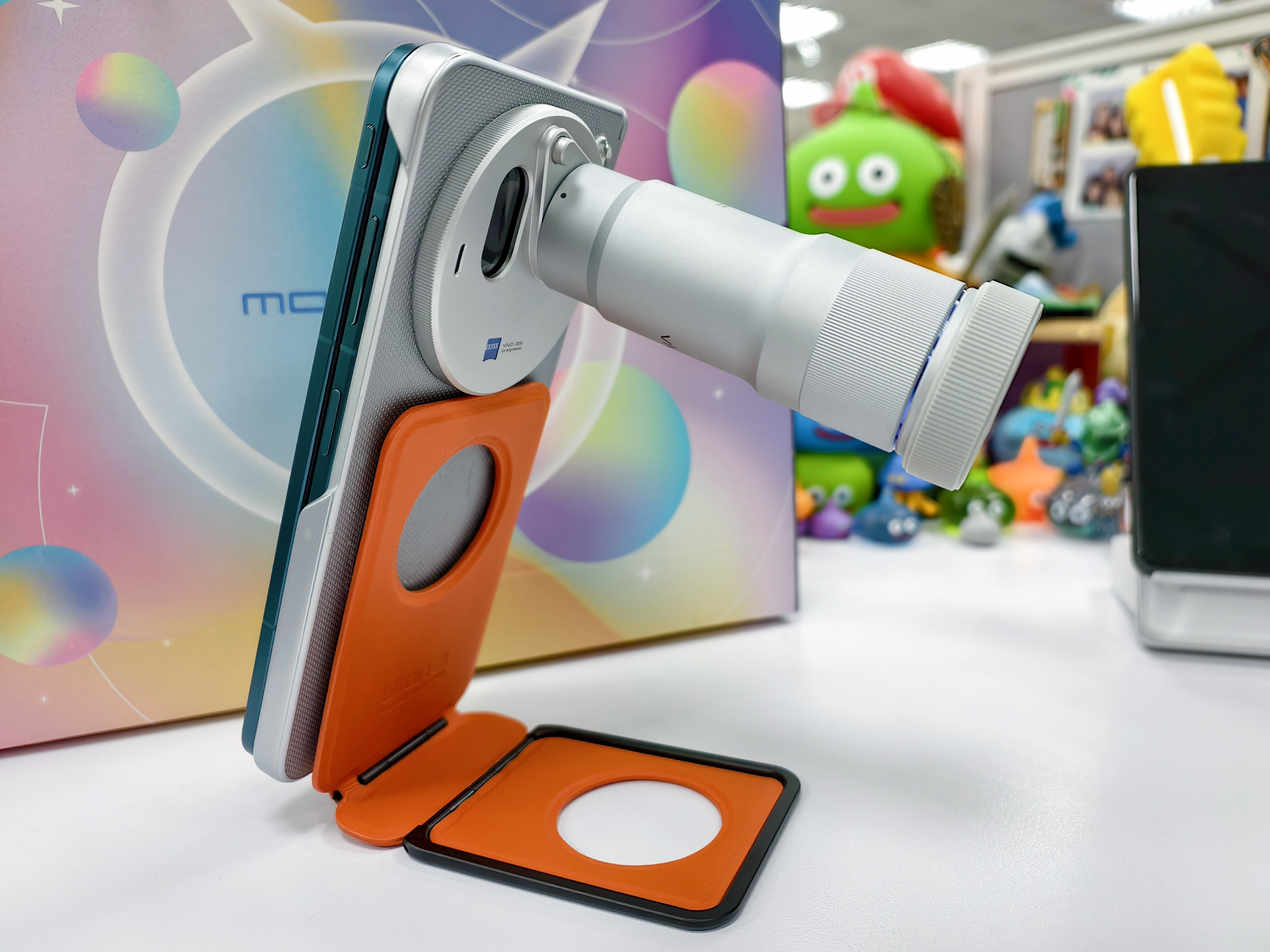 摺疊機拍照不再將就!Vivo X Fold 6+蔡司 2.35x 長焦增距鏡,新竹綠世界生態農場實拍