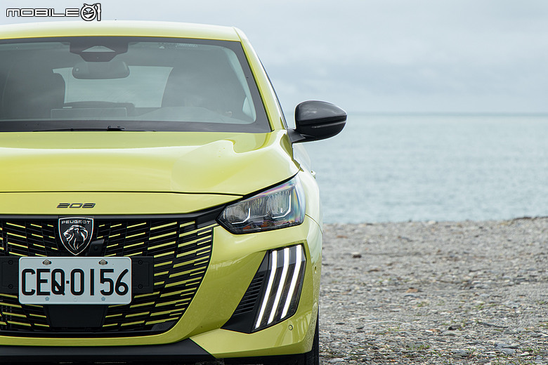 Peugeot 208 Hybrid 一桶油環島實戰|866公里平均油耗19.9km/L達成!