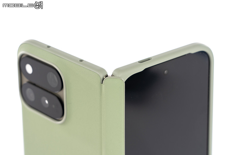 Google Pixel 11 Pro Fold 體驗｜機身減輕、多工更靈活！