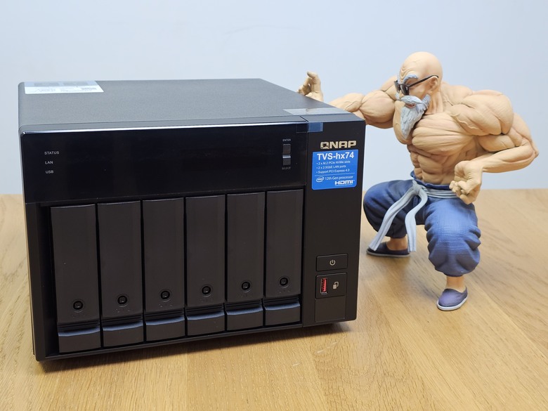 [開箱] 目前玩過最高檔的 QNAP TVS-h674 With SSD