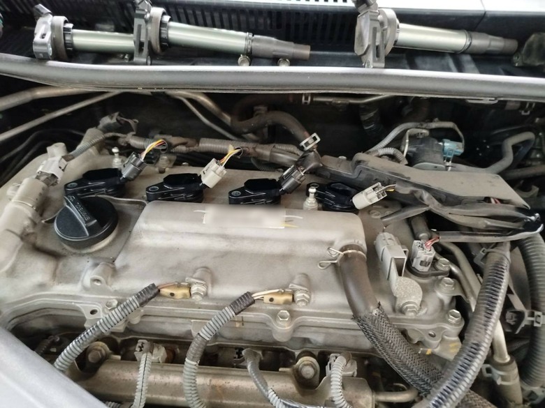 10.5代Toyota Corolla Altis更換點火線圈總成(考爾)