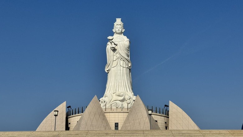台中海線一日遊】台版帕德嫩神殿＋19號碼頭＋三井Outlet二期＋大安媽祖文化園區，還有禮券抽獎！