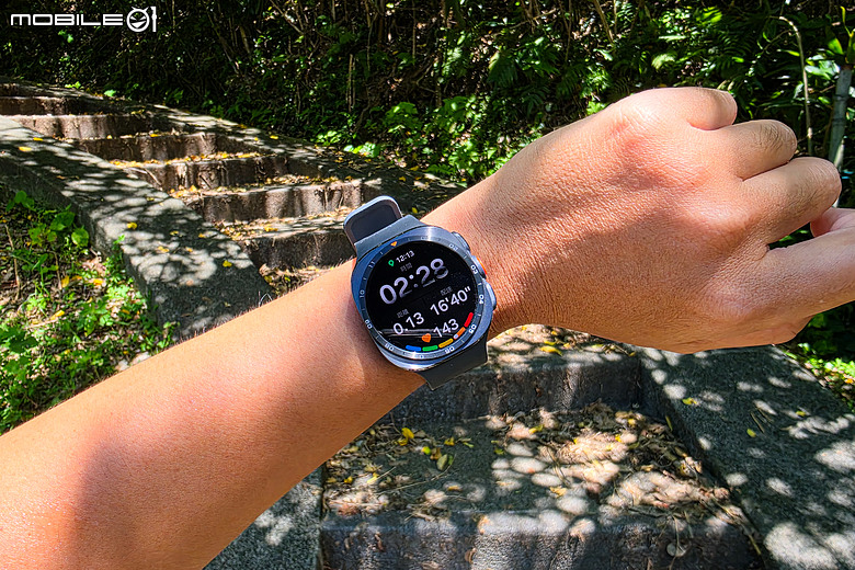Samsung Galaxy Watch Ultra 2 極限評測|質感百搭、續航翻倍,征服山海的全能旗艦!