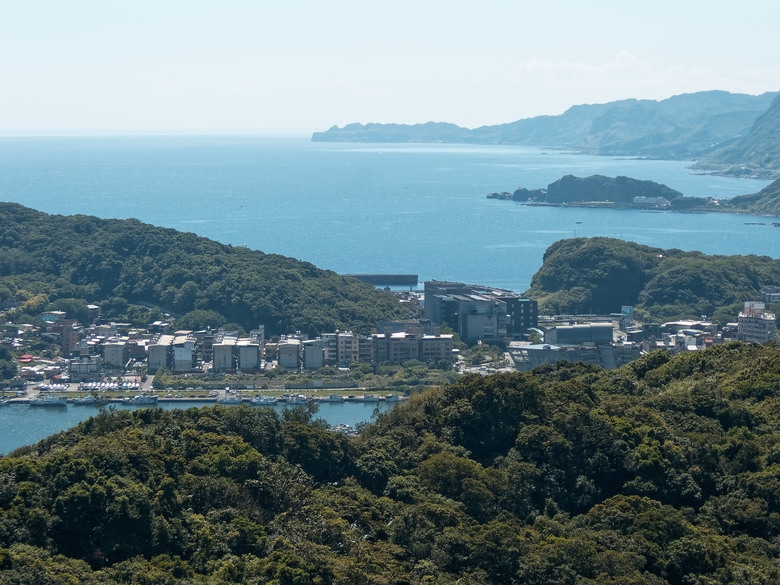 點我看大圖 基隆後山秘境散步:槓子寮砲台與步道 (TG-7 + Insta360 Luna Ultra 實拍)