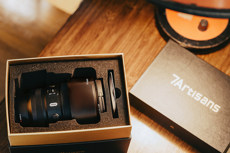 7Artisans AF 135mm F1.8 MAX 開箱｜價格親民的空氣切割鏡