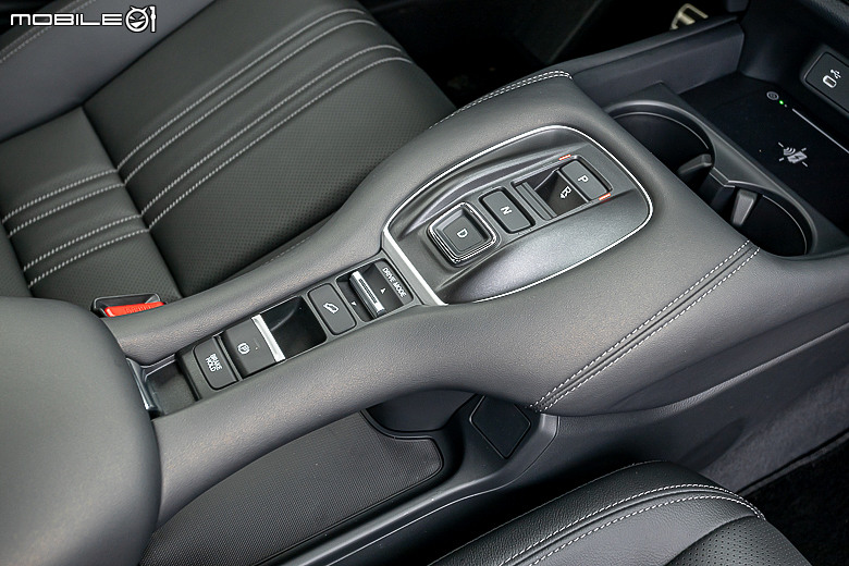 Honda ZR-V e:HEV 試駕｜暢快操控掛帥的非主流運動跑旅！