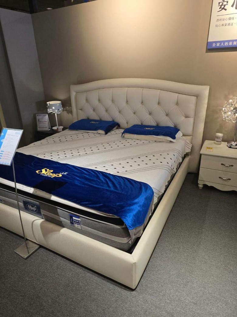 分享高雄5間床墊試躺心得 睡眠王國/德泰/仙度瑞拉/德瑞克/老K