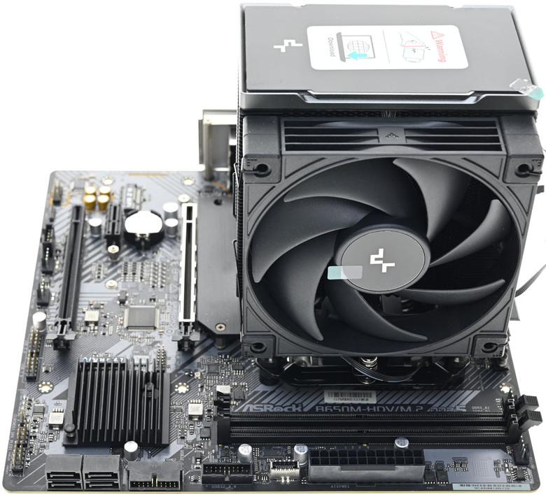 點我看大圖 DEEPCOOL九州風神AK700 DIGITAL NYX散熱器開箱