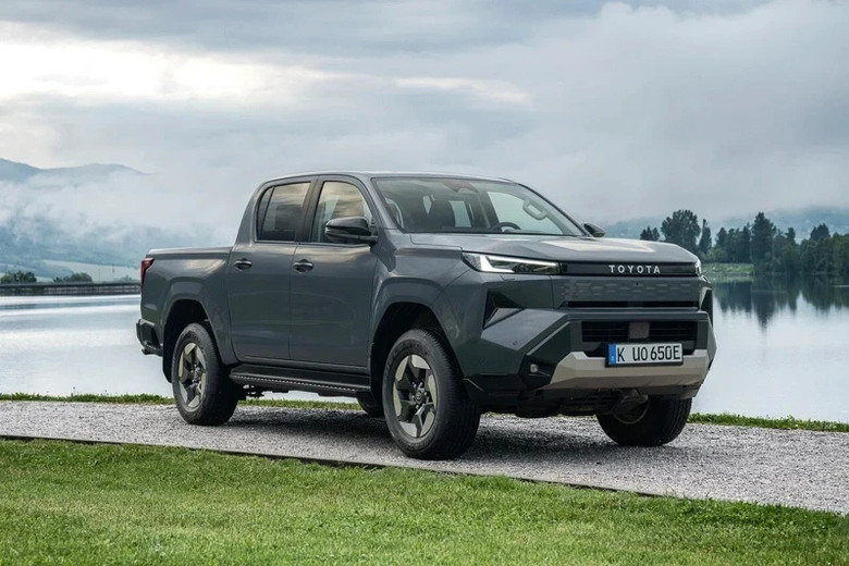 Toyota Hilux氫燃料電池版拍板2028年量產，續航400公里劍指歐洲LCV市場