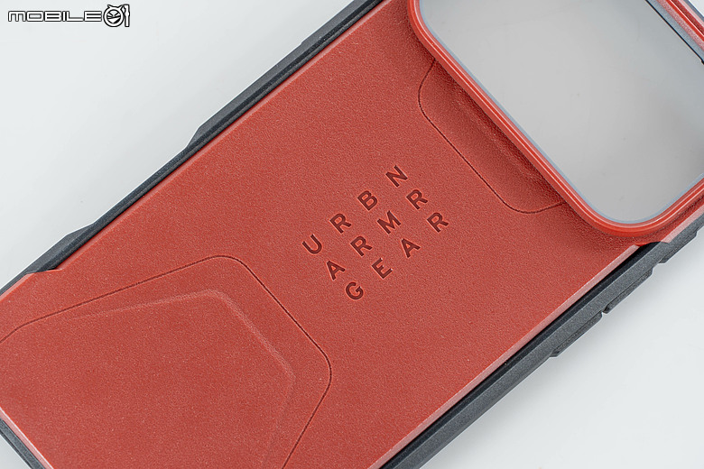 UAG 2026 新年式軍規抗衝擊 iPhone 手機保護殼全系列開箱 不僅保護功能更強悍 風格設計更與眾不同