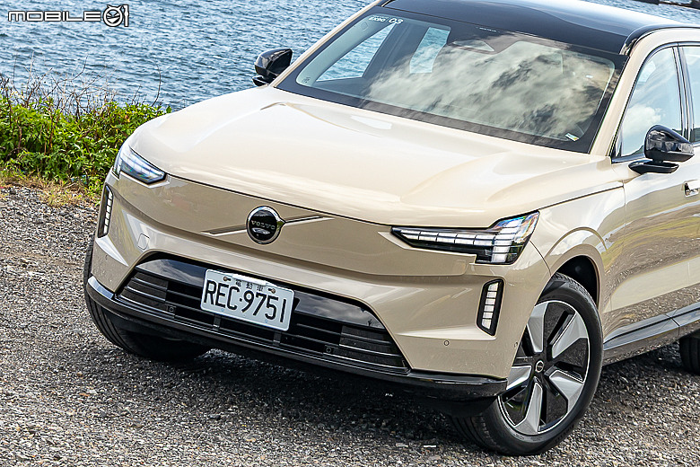 Volvo EX90 試駕|以北歐氛圍重新定義旗艦,引領品牌邁入新世紀的純電七人休旅!