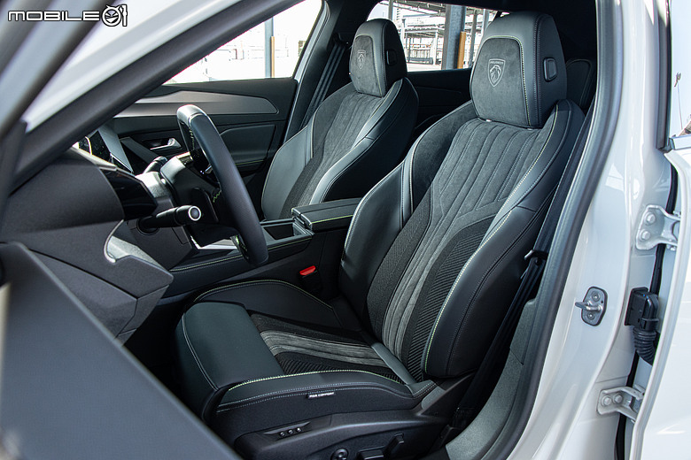 Peugeot 408 小改款試駕|帥只是基本,開過更懂它的動人!