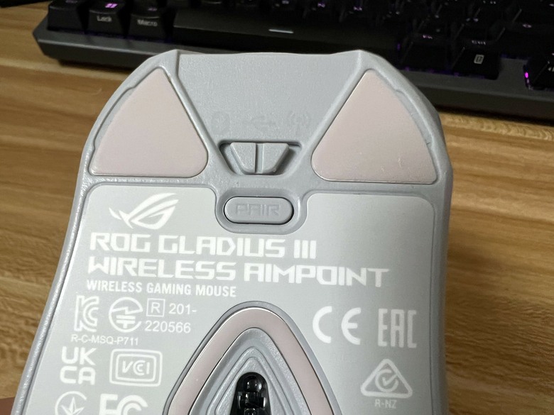 [開箱] ROG GLADIUS III AIMPOINT 神鬼三代三模版