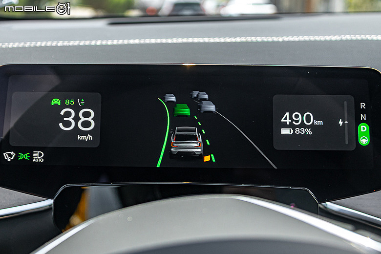 Volvo EX90 試駕|以北歐氛圍重新定義旗艦,引領品牌邁入新世紀的純電七人休旅!
