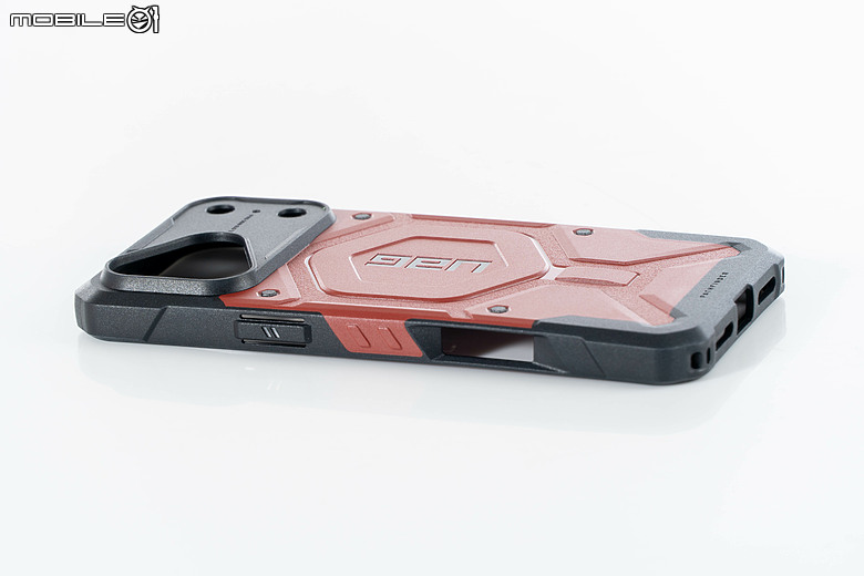 UAG 2026 新年式軍規抗衝擊 iPhone 手機保護殼全系列開箱 不僅保護功能更強悍 風格設計更與眾不同