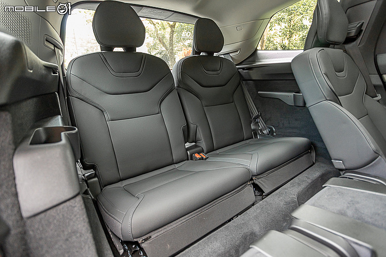 Volvo EX90 試駕|以北歐氛圍重新定義旗艦,引領品牌邁入新世紀的純電七人休旅!