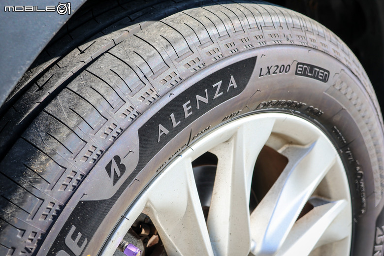 Bridgestone ALENZA LX200 使用體驗|舒適度與行路質感升級、日常使用寧靜表現佳!