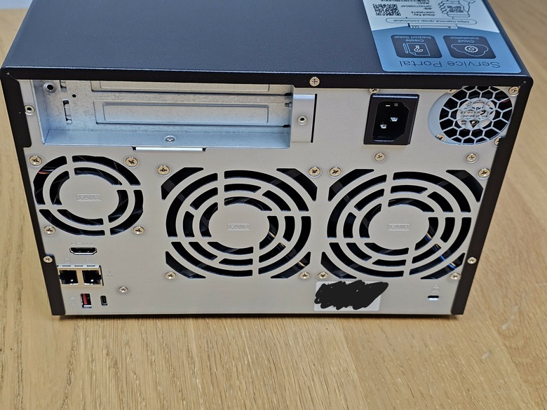 [開箱] 目前玩過最高檔的 QNAP TVS-h674 With SSD