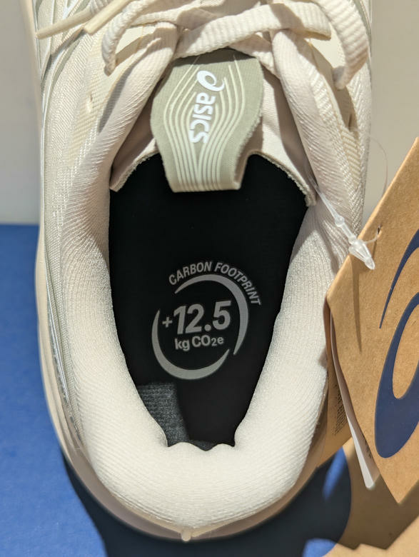 【小氣開箱】ASICS基礎跑鞋GT2000 14代 (中秋烤肉吃多了的贖罪補償)