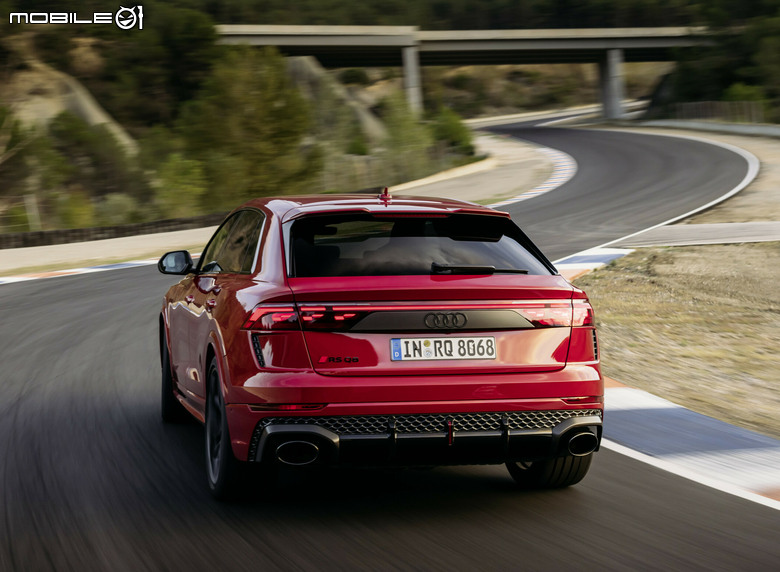 Audi RS Q8 performance 正式導入台灣市場|擁有640強勁動力、建議售價820萬元起!