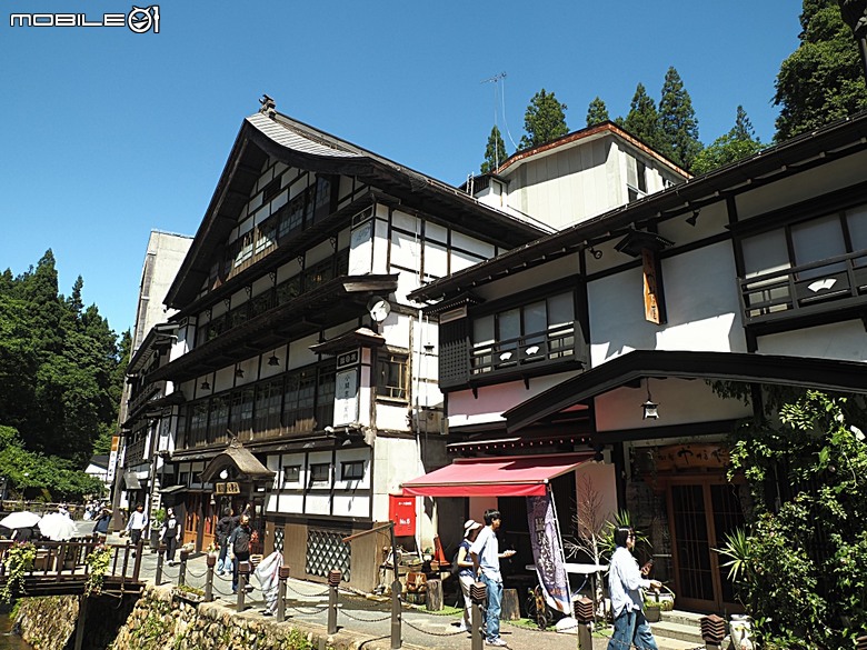 銀山溫泉、寶珠山 立石寺｜山形山寺、将棋むら (株)天童タワー(天童將棋村)、仲野觀光菓樹園採水蜜桃 — 2026夏末日本東北4日員旅之一【山形県篇】