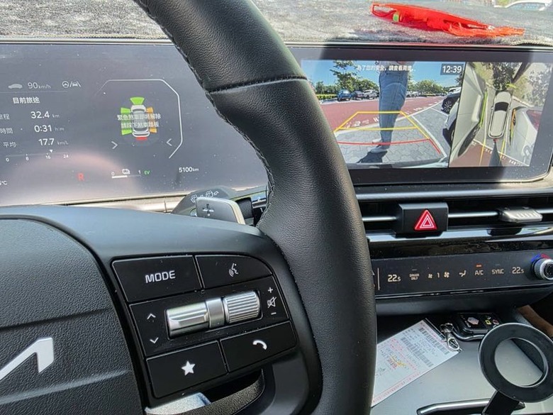 第一次看過RAV4、CR-V後選了Sportage,油電上市再買第二次