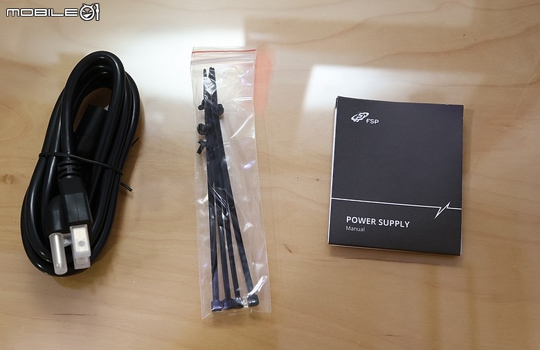 點我看大圖 CP 值的選擇入門銅牌壓紋線 FSP 全漢 VIC BD+ 650W