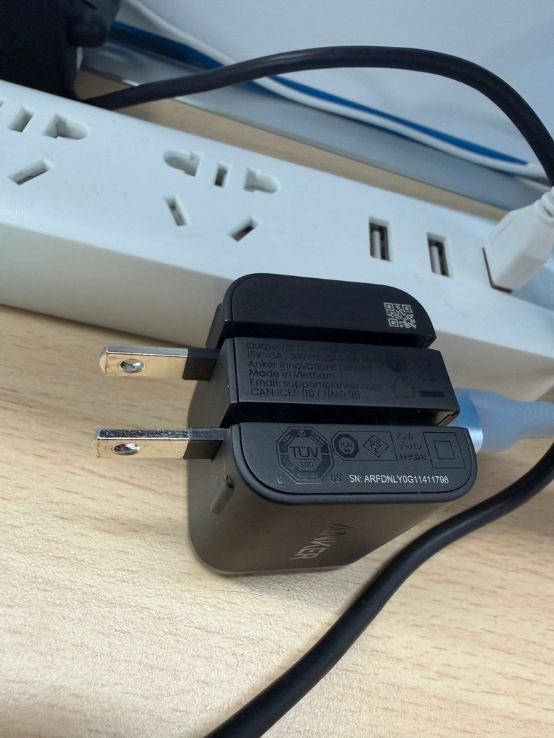 iPhone 17 充電日常｜Anker A121D 心得分享
