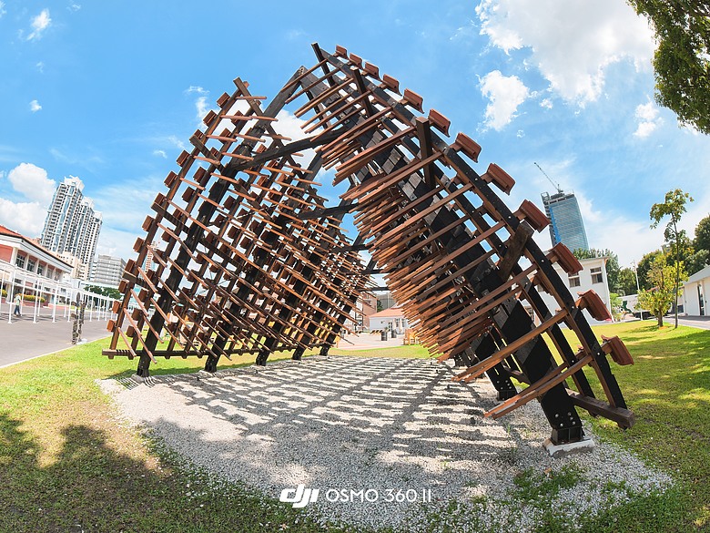 點我看大圖 DJI Osmo 360 II 評測報告|日夜全景畫質雙提升、「主角跟隨」實用度爆表!