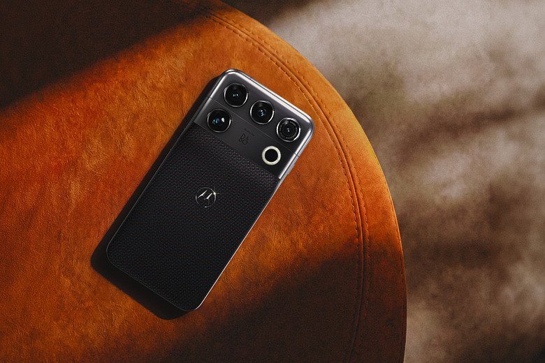 motorola signature 27 公開|2 億畫素長焦、B&O 音效瞄準頂級旗艦!