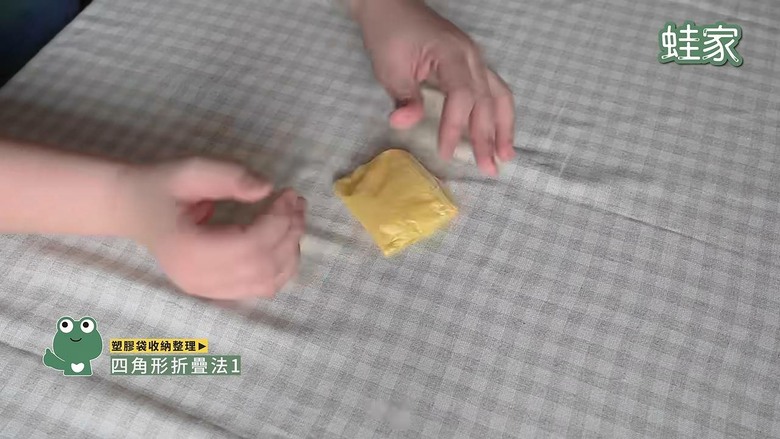 家裡永遠塞滿袋子？ 27招塑膠袋紙袋收納全攻略，讓空間瞬間變清爽