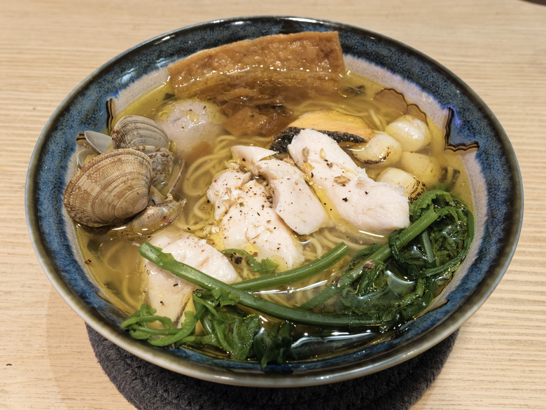 [三重美食]二三饌私房麵：每日限量的預約制拉麵