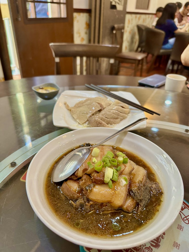 連神明都想偷吃的客家餐館｜龍潭糧園客家小館