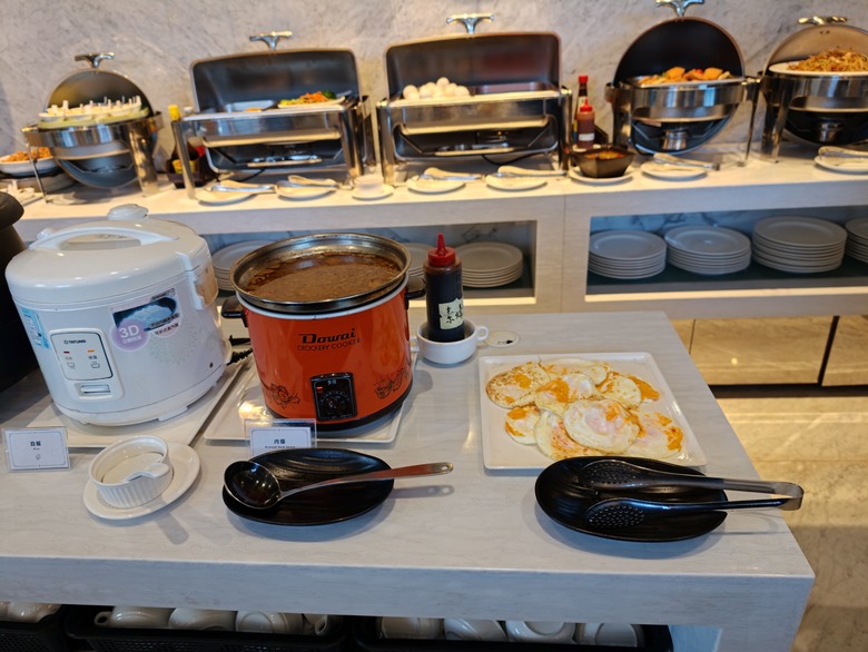 台中市｜城市漫遊行旅 Ramble Hotel 附早餐與停車位的平價商旅