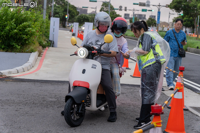 Gogoro 快閃太空城「百 GO 夜行」電翻桃園，告五人＆范逸臣輪番開唱，大獎 SpaceX 股票抱回家！