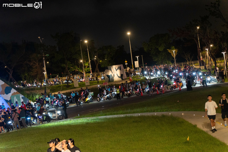 Gogoro 快閃太空城「百 GO 夜行」電翻桃園，告五人＆范逸臣輪番開唱，大獎 SpaceX 股票抱回家！