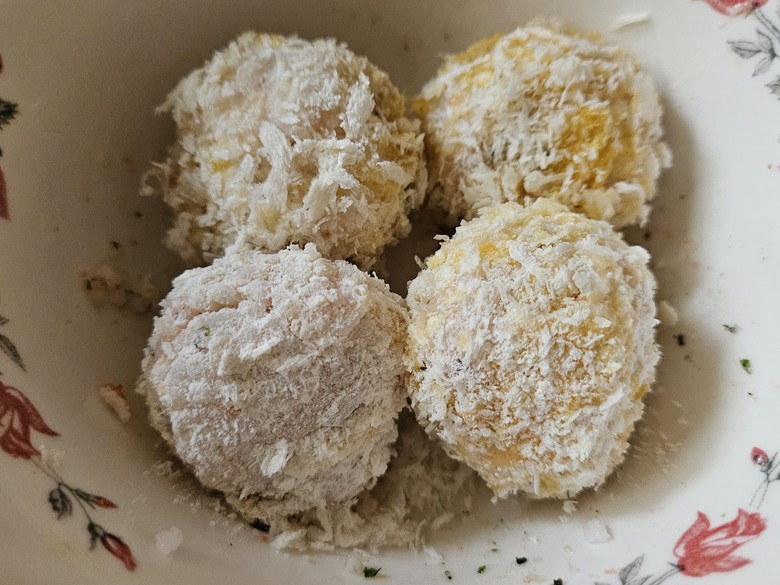 起司香鬆炸飯球