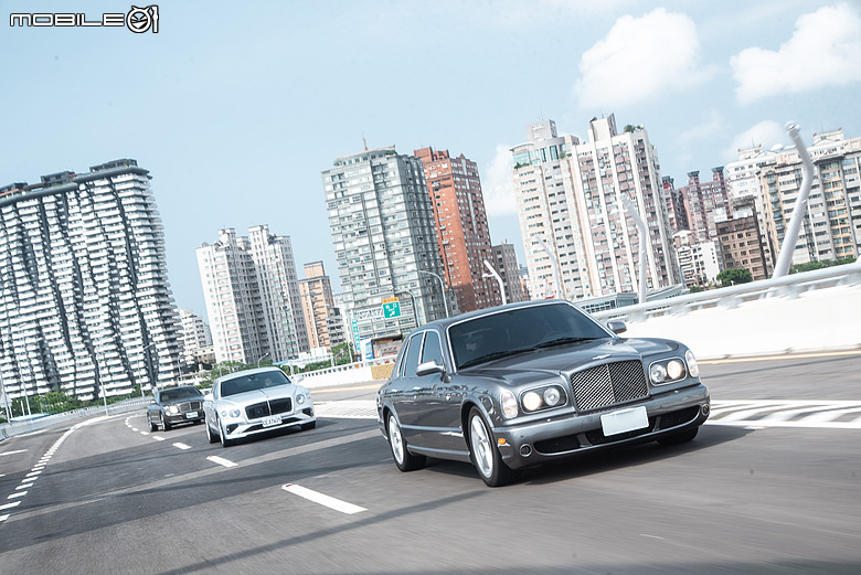 老派機械與電氣化時代的相遇｜Bentley Arnage T與Flying Spur Hybrid
