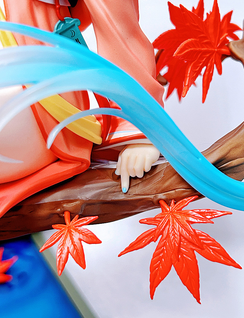 【開箱】初音未來 月西江 - 暮秋楓音沁心弦，皓月楓紅映滿江！