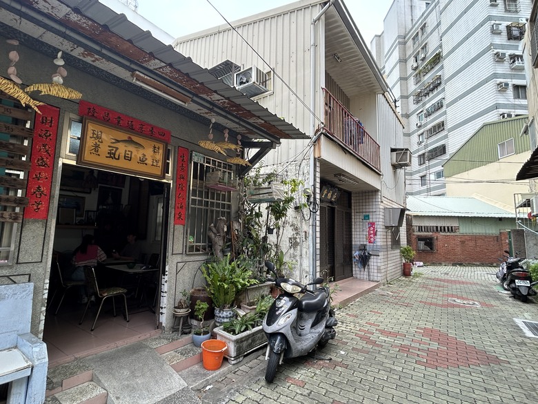 懷 念 台 南 車 站 府 城 半 日 騎 遊